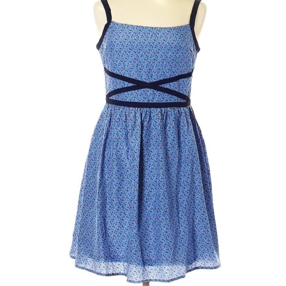 New Modcloth Doe and Rae Blue Fit & Flare Prairie Mini Dress Size M Medium NWT - Picture 1 of 5